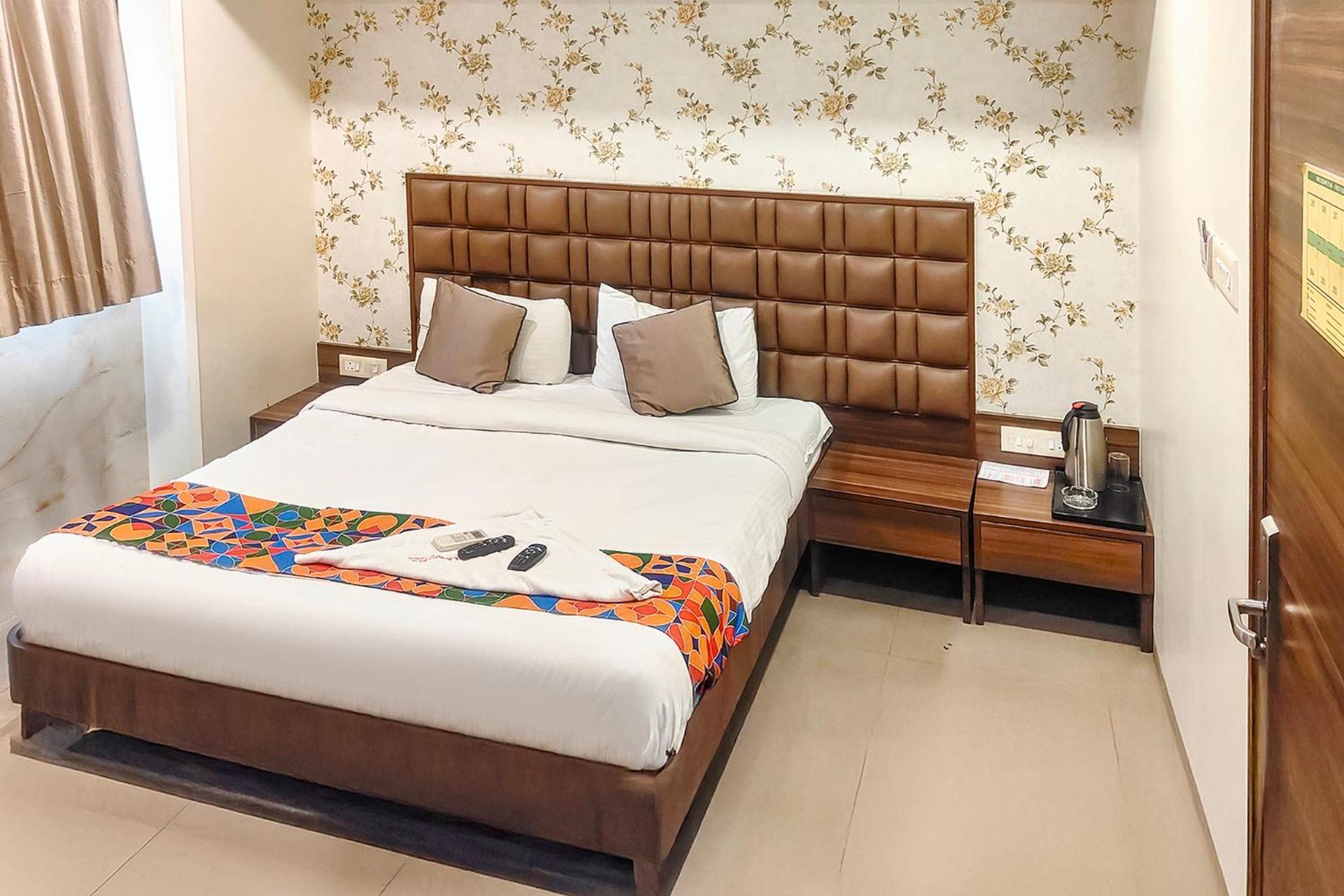 Fabhotel Landmark Residency - Nr Midc Turbhe Turambhe Экстерьер фото